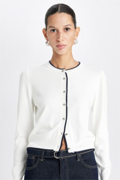 Regular Fit Crew Neck Cardigan