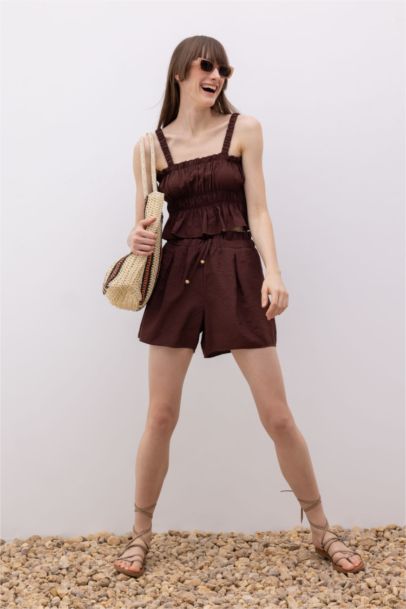 شورت وايد ليج بخصر عالي