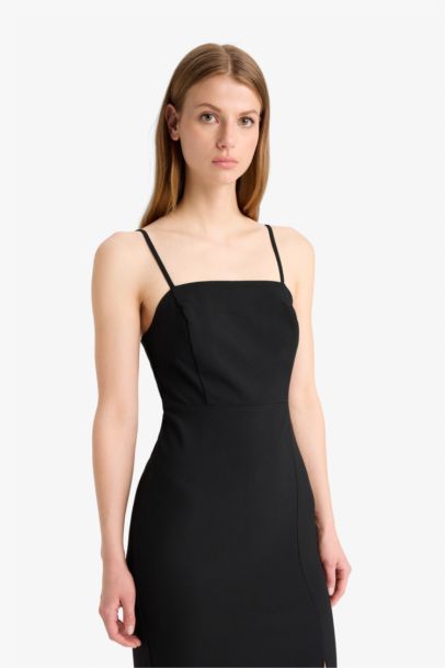 Square Collar Basic Slit Suspender Midi Black Dress