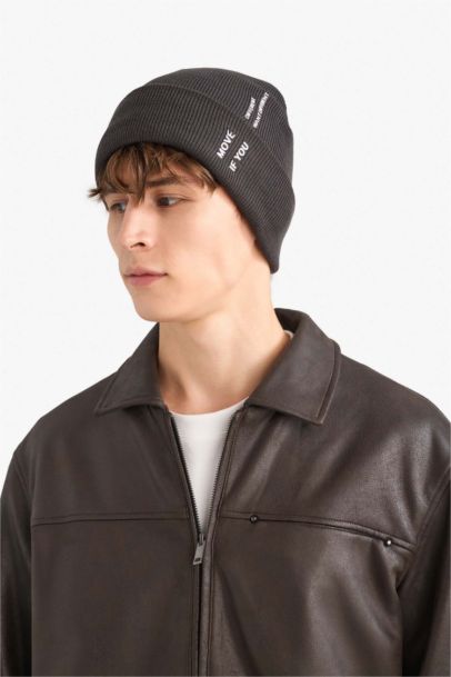 Man Knitwear Printed Beanie