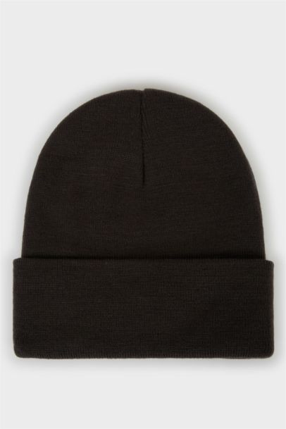 Man Knitwear Printed Beanie