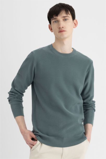 Standard Fit Crew Neck Knitwear Pullover