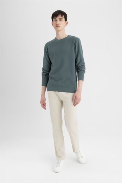 Standard Fit Crew Neck Knitwear Pullover