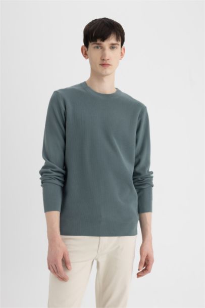 Standard Fit Crew Neck Knitwear Pullover