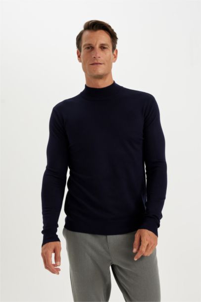 Свитер свободного кроя