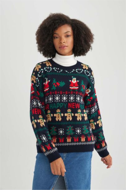 بلوفر تريكو قصة عادية بطبعة كريسماس كحلي