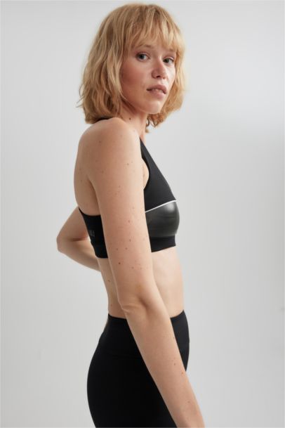 DeFactoFit Crew Neck Sports Bra