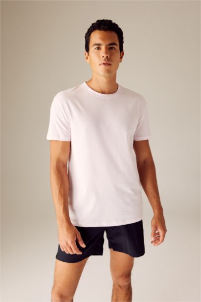 Standard Fit Crew Neck Printed T-Shirt