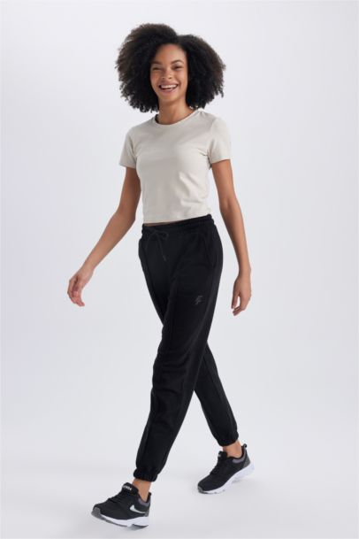 Standard Fit Jogger Sweatpants