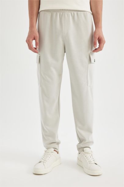 Regular Fit With Cargo Pocket Trousers