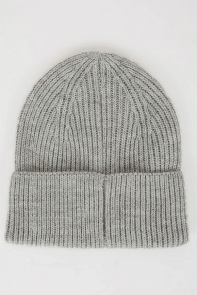 Kadın Dokuma Etiketli Triko Bere