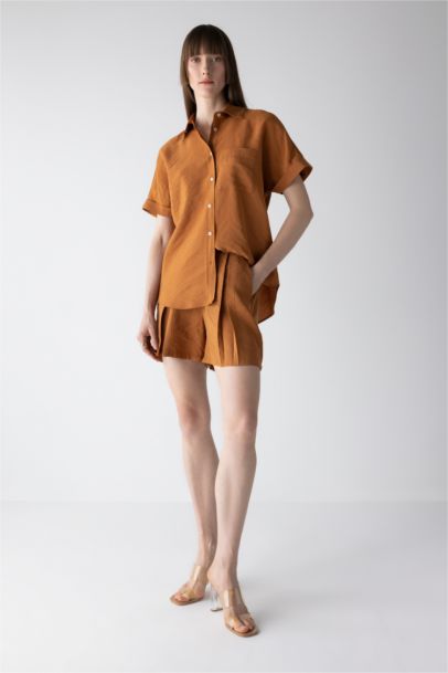 قميص نص كم وقصة عادية