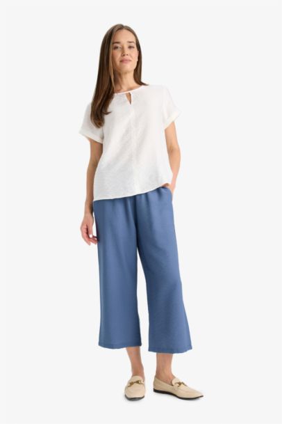 Straight Leg Capri Pants