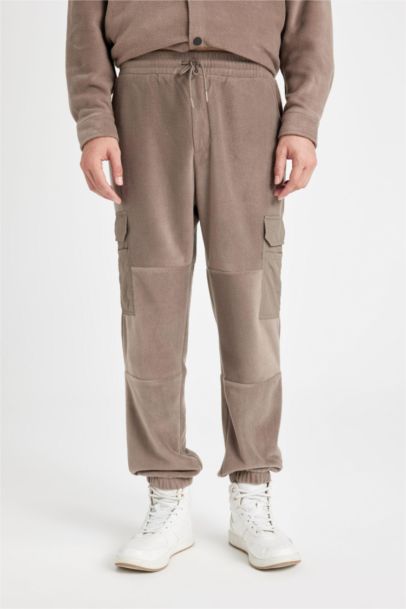 Regular Fit Cargo Polar Jogger Sweatpants