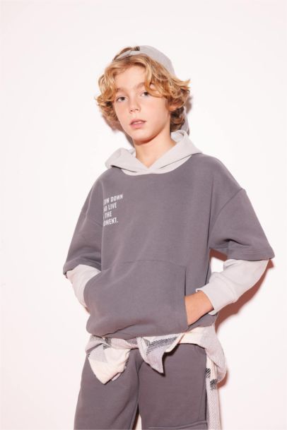 Boy Oversize Fit Hooded Sweatshirt