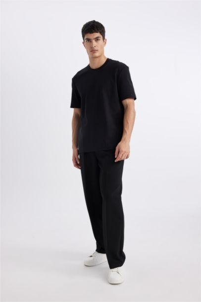 Regular Fit Crew Neck Short Sleeve Basic T-Shirt