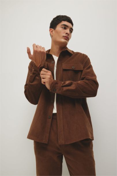 Рубашка стандартного кроя с длинным рукавом