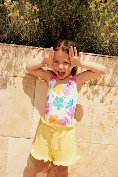 شورت بيبي بناتي وافل قصة عادية وخصر مطاطي