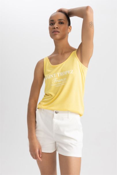 Regular Fit Slogan Crew Neck Sleeveless Tank Top