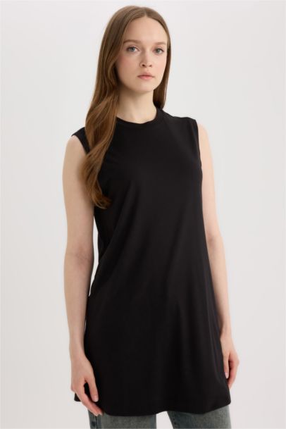 Regular Fit Crew Neck Short Sleeve Tunic
