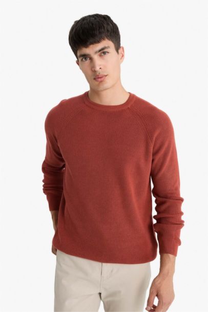 Standard Fit Crew Neck Knitwear Pullover