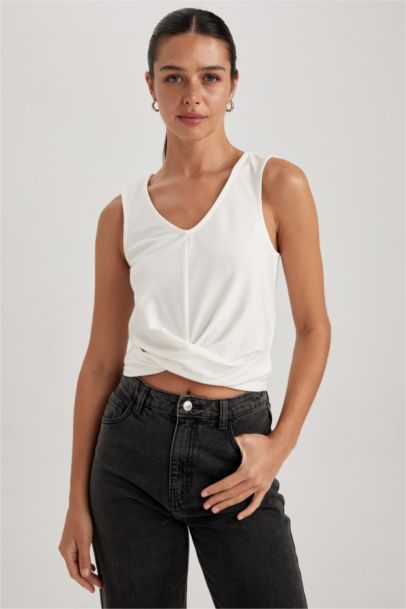 Slim Fit V-Neck Sleeveless Tank Top