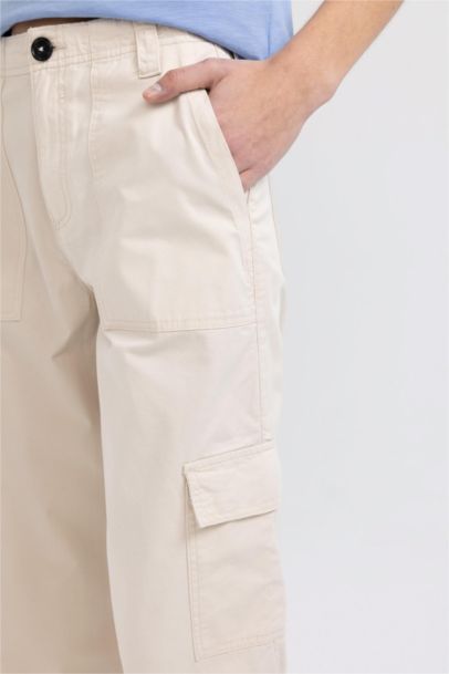 Wide Leg With Cargo Pocket Gabardine Trousers