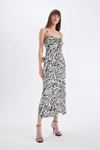 A-Line Sweetheart Neck Zebra Strap Maxi Dress