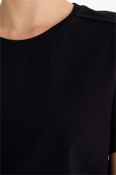 Regular Fit Crew Neck Basic Premium T-shirt