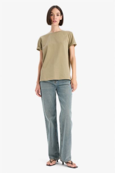 Regular Fit Crew Neck Basic Premium T-Shirt