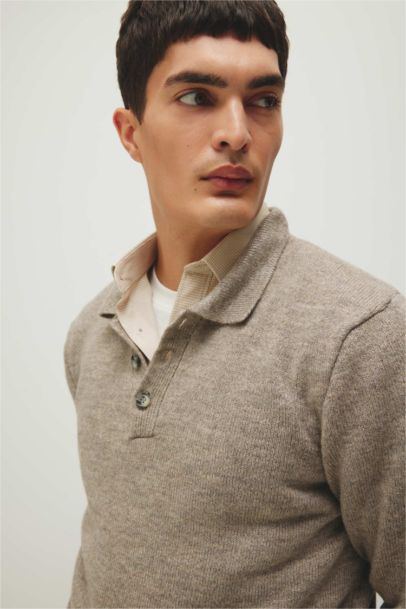 Standard Fit Polo Collar Buttoned Knitted Pullover
