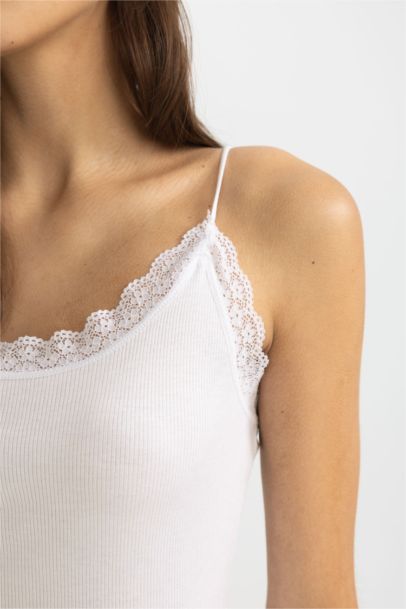 ديباردور مضلع قصة عادية من Fall in Love