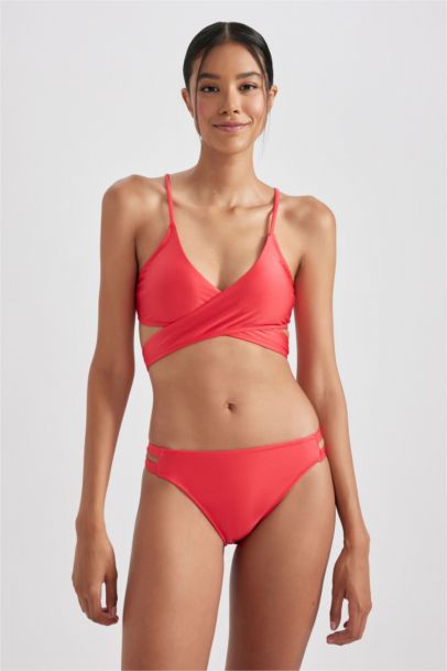 Fall in Love Regular Fit Bikini Top