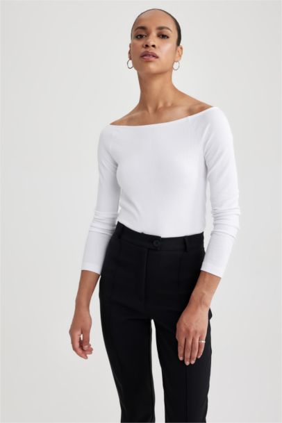 تي شيرت كم طويل مضلع سليم فيت بياقة قارب