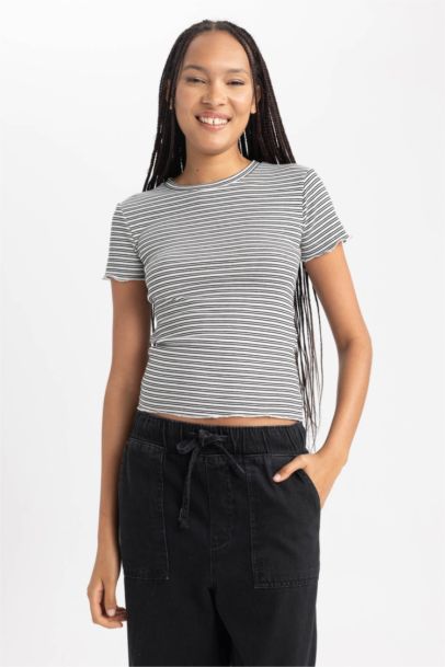 Slim Fit Crew Neck Short Sleeve T-Shirt