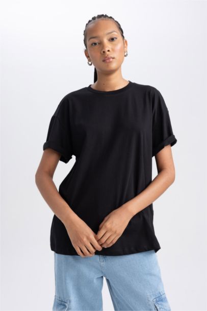 Oversize Fit Crew Neck Short Sleeve T-Shirt