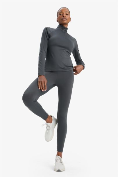 تيشيرت رياضي ردن طويل ببطانة ناعمة بياخة عالية بسحاب من DeFactoFit