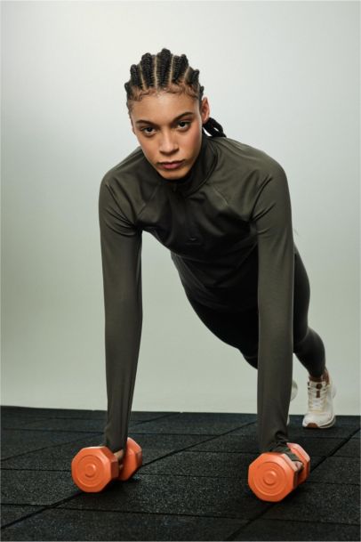 تيشيرت رياضي برقبة عالية قصة عادية بأكمام طويلة