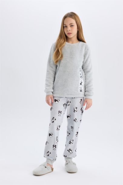 بيجامة قطيفة قصة عادية من قطعتين