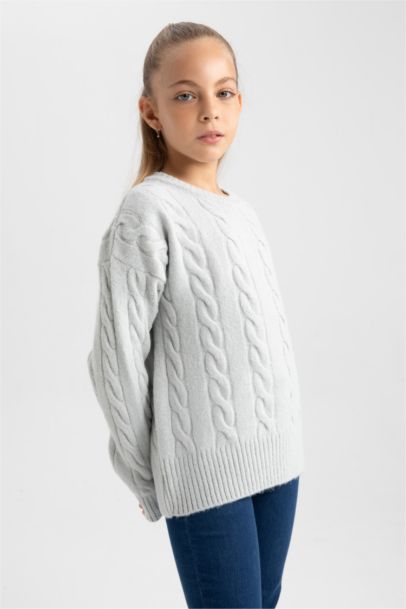 Свитер стандартного кроя с круглым вырезом для девочек