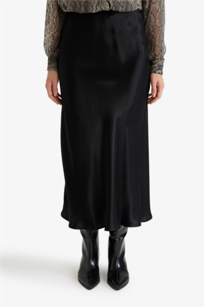 A Cut Satin Normal Waist Midi Skirt
