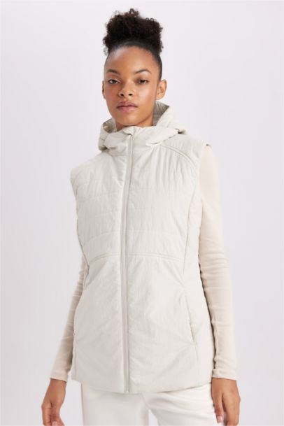 DeFactoFit Waterproof Slim Fit Sports Puffer Vest