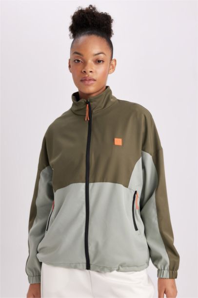 Rüzgar Geçirmez İnce Mont Dik Yaka Cepli File Astarlı Hafif