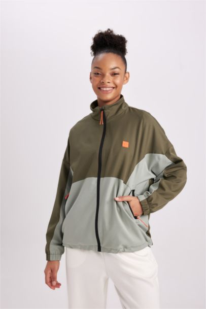 Rüzgar Geçirmez İnce Mont Dik Yaka Cepli File Astarlı Hafif