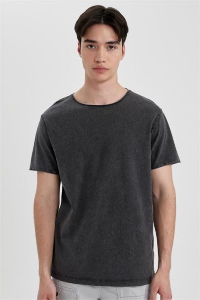 Regular Fit Crew Neck Basic T-Shirt
