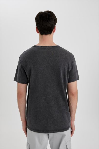 Regular Fit Crew Neck Basic T-Shirt