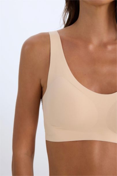 Soutien-gorge invisible avec coussinets amovibles