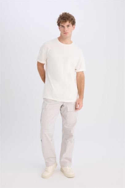 Брюки с прямыми штанинами, с карманами-карго, широкий крой, из парашютной ткани