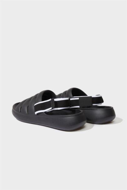 شبشب نسائي بكعب عالي