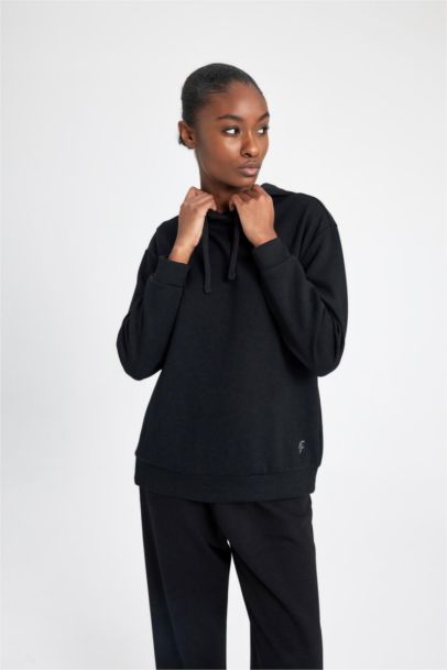 Standard Fit Hooded Belt Printed Scuba Fabric Basic Sweatshirt